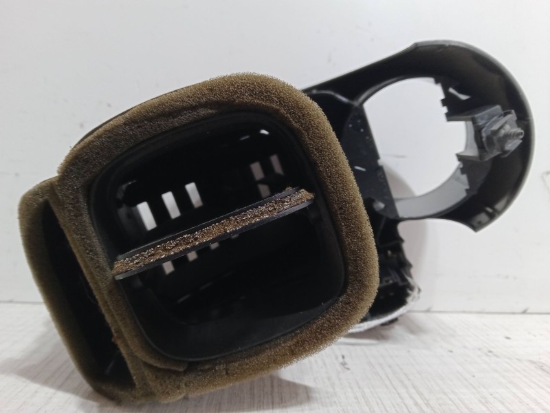 Recambio de aireador izquierdo para volkswagen polo (6n2) 1.4 referencia OEM IAM   