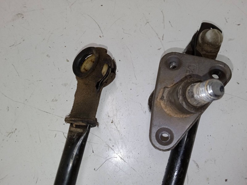 Recambio de motor limpia delantero para hyundai accent ii (lc) 1.3 referencia OEM IAM   