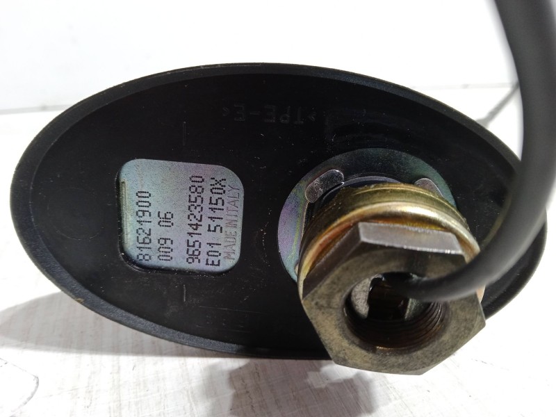 Recambio de base de antena para peugeot 207/207+ (wa_, wc_) 1.6 hdi referencia OEM IAM 8162190000906.E0151150X  