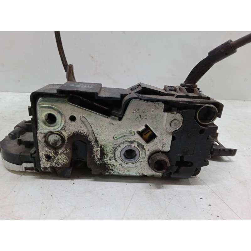 Recambio de cerradura puerta delantera derecha para peugeot 207/207+ (wa_, wc_) 1.4 16v referencia OEM IAM   