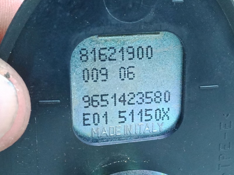 Recambio de base de antena para peugeot 207/207+ (wa_, wc_) 1.6 hdi referencia OEM IAM 8162190000906.E0151150X  