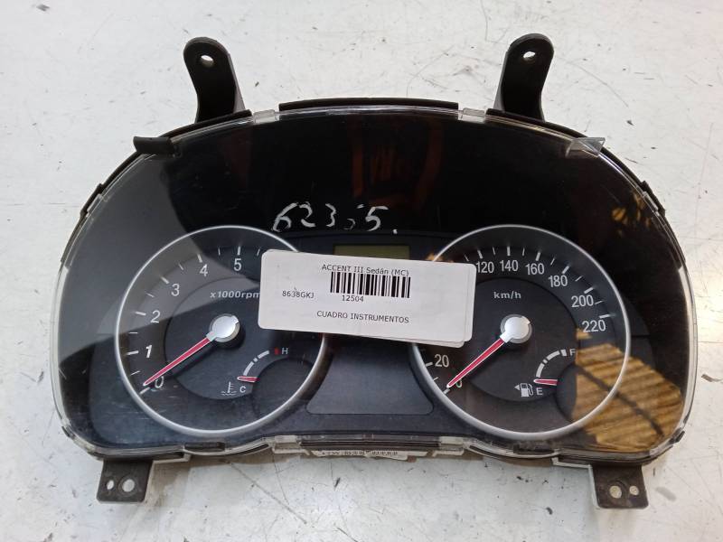 CUADRO INSTRUMENTOS 940031E180 