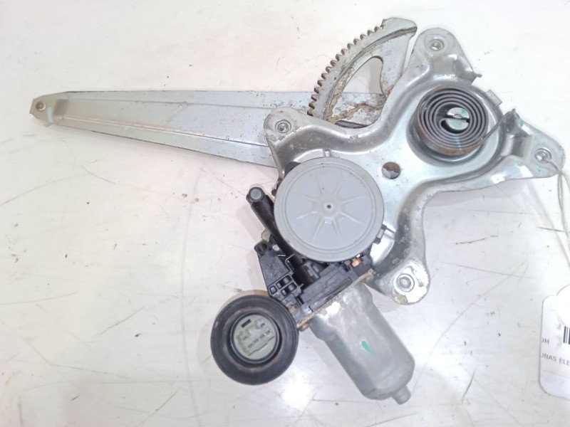 Recambio de elevalunas electrico trasero izquierdo para lexus rx (_u3_) 300 (mcu35_) referencia OEM IAM   