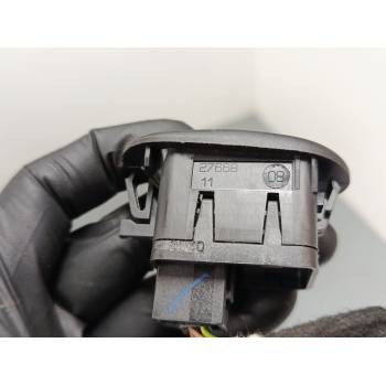 MANDO ELEVALUNAS DELANTERO DERECHO 96401469XT 