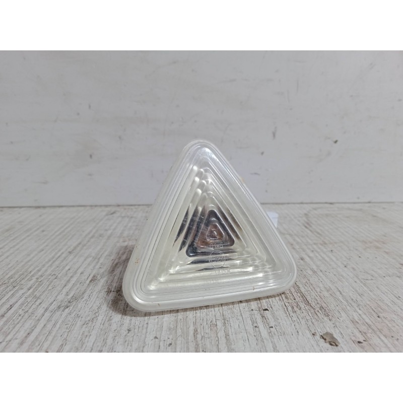 Recambio de intermitente lateral derecho para renault kangoo express (fw0/1_) 1.5 dci 70 (fw0a, kw0v) referencia OEM IAM   