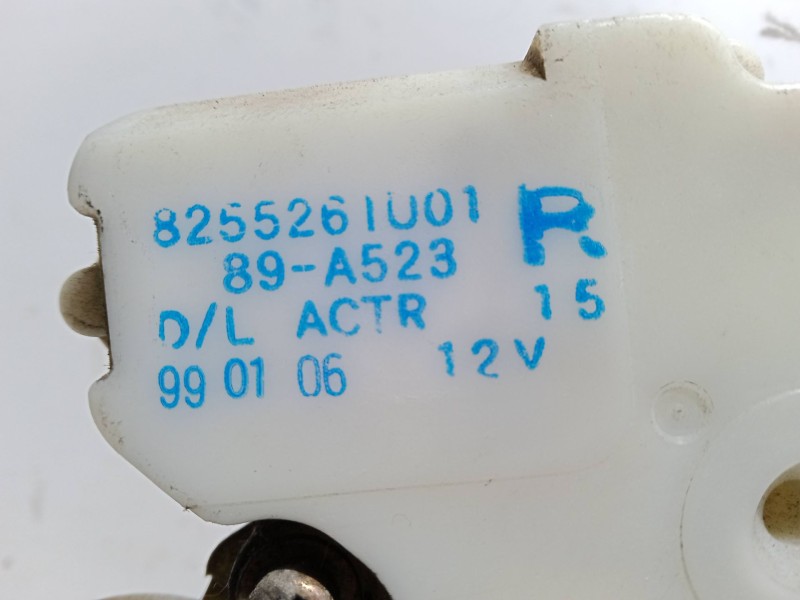 Recambio de cerradura puerta trasera derecha para nissan micra ii (k11) 1.0 i 16v referencia OEM IAM 8255261001.89-A523R  