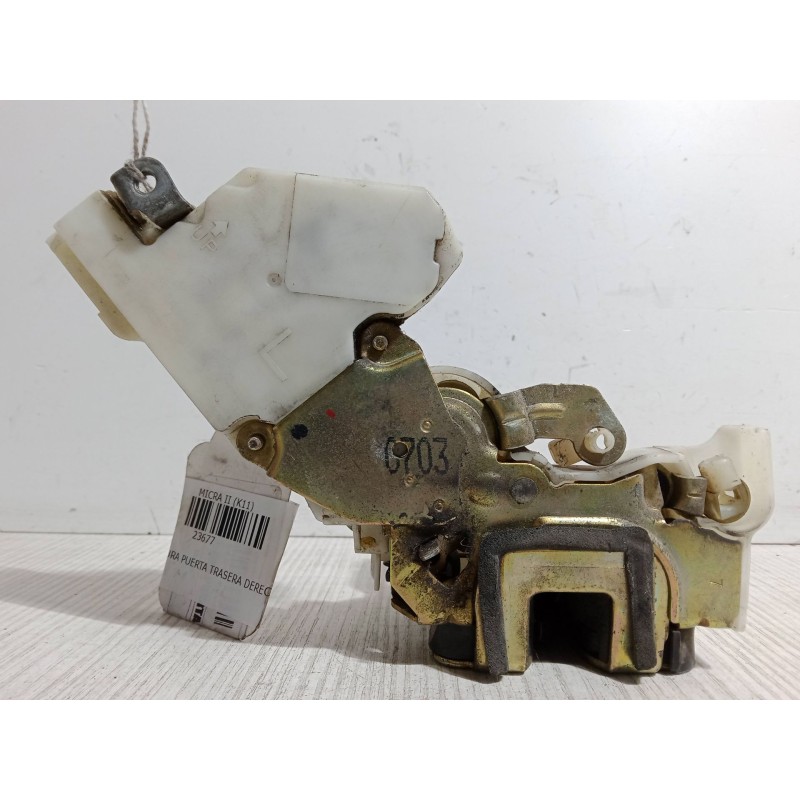 Recambio de cerradura puerta trasera derecha para nissan micra ii (k11) 1.0 i 16v referencia OEM IAM 8255261001.89-A523R  
