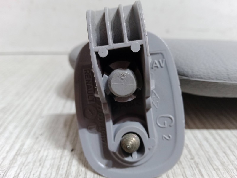 Recambio de parasol izquierdo para renault clio ii (bb_, cb_) 1.9 dti (b/cb0u) referencia OEM IAM   