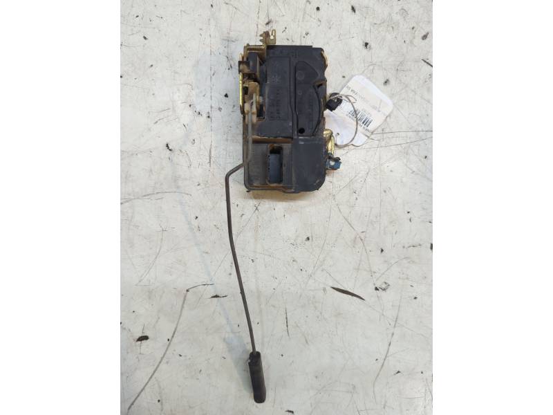 CERRADURA PUERTA DELANTERA DERECHA 