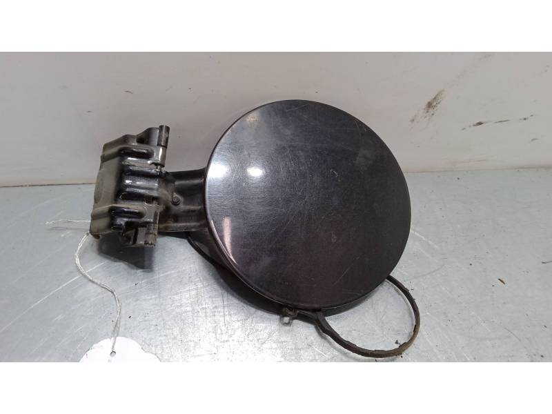 TAPA EXTERIOR COMBUSTIBLE 