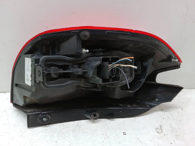 Recambio de piloto trasero derecho para renault scénic ii (jm0/1_) 2.0 dci (jm1k) referencia OEM IAM   