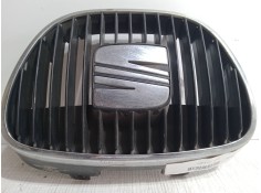 Recambio de rejillas capo para seat ibiza iii (6l1) 1.9 tdi referencia OEM IAM   