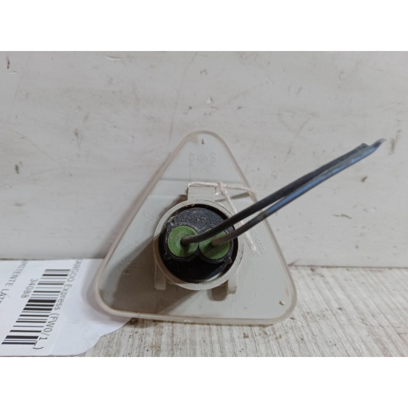 Recambio de intermitente lateral izquierdo para renault kangoo express (fw0/1_) 1.5 dci 70 (fw0a, kw0v) referencia OEM IAM   