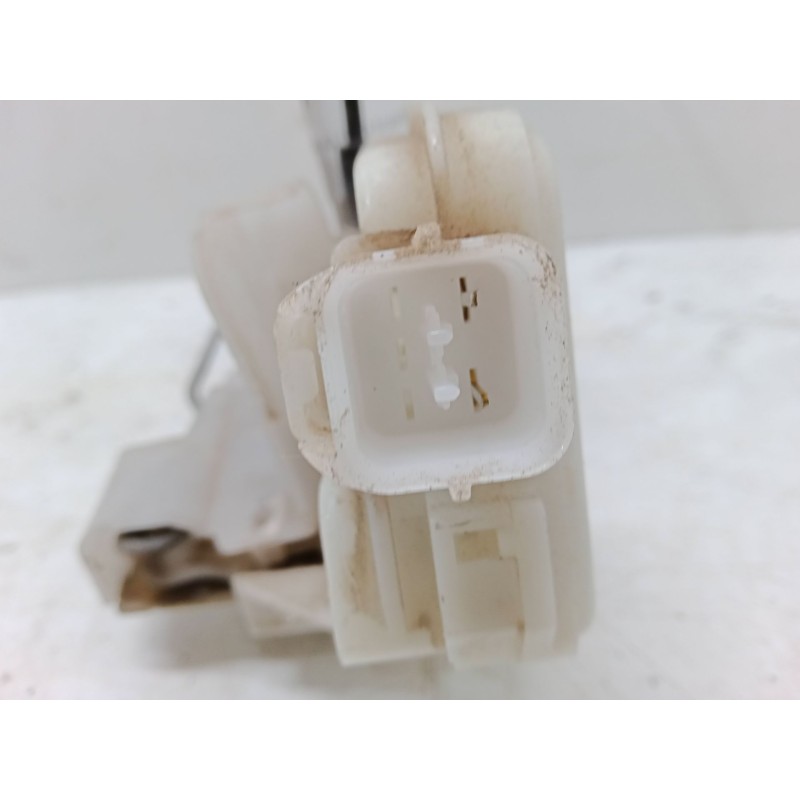 Recambio de cerradura puerta delantera derecha para mitsubishi montero iii canvas top (v6_w, v7_w) 3.2 di-d (v68w, v78w) referen