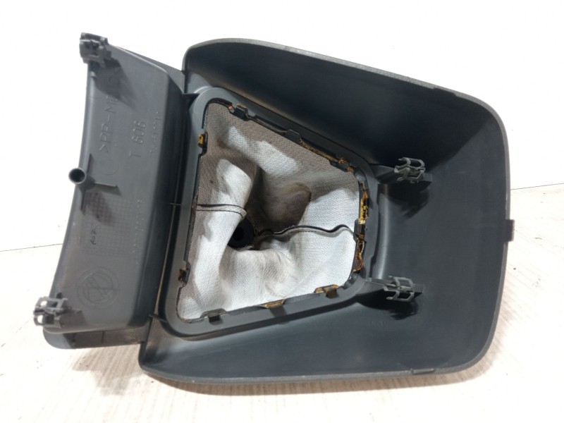 Recambio de pomo palanca cambio para peugeot bipper tepee 1.4 hdi referencia OEM IAM 7354613210 901030225012 