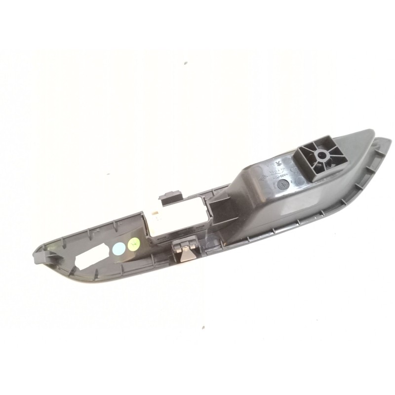 Recambio de mando elevalunas trasero derecho para peugeot 3008 suv (mc_, mr_, mj_, m4_) 1.2 thp/ puretech 130 (mrhnsm, mrhnsu, m