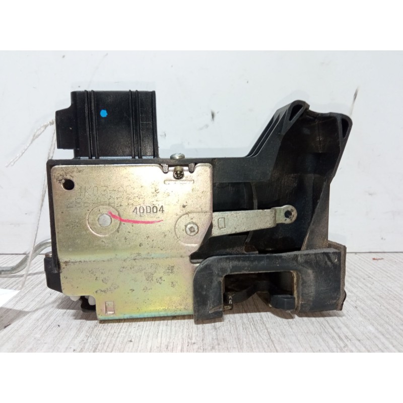 Recambio de cerradura puerta delantera derecha para ford fiesta v (jh_, jd_) 1.4 tdci referencia OEM IAM 256A-A21812-EJ  