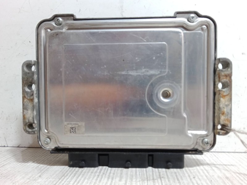 Recambio de centralita motor uce para renault espace iv (jk0/1_) 2.2 dci (jk0h) referencia OEM IAM 82003115508200441820  0281012