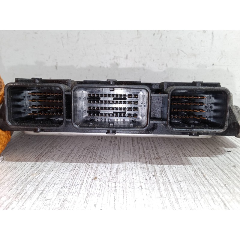 Recambio de centralita motor uce para renault espace iv (jk0/1_) 2.2 dci (jk0h) referencia OEM IAM 82003115508200441820  0281012