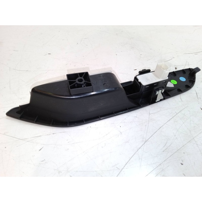 Recambio de mando elevalunas trasero izquierdo para peugeot 3008 suv (mc_, mr_, mj_, m4_) 1.2 thp/ puretech 130 (mrhnsm, mrhnsu,