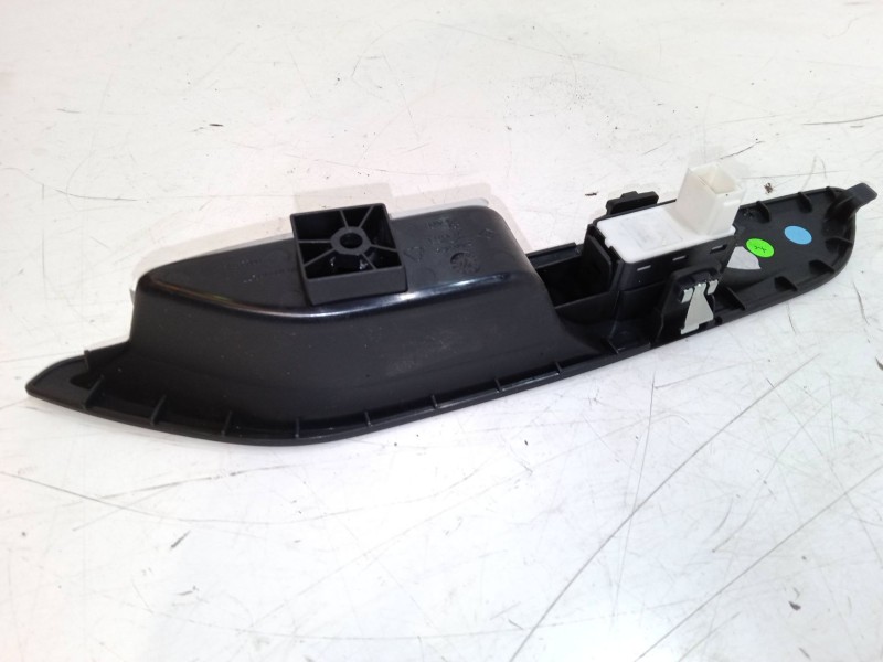 Recambio de mando elevalunas trasero izquierdo para peugeot 3008 suv (mc_, mr_, mj_, m4_) 1.2 thp/ puretech 130 (mrhnsm, mrhnsu,