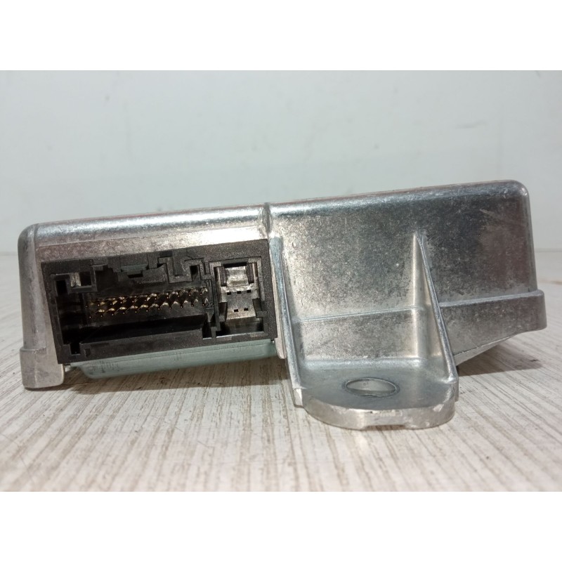 Recambio de centralita airbag para renault scénic ii (jm0/1_) 2.0 dci (jm1k) referencia OEM IAM 8200412042A  607993600