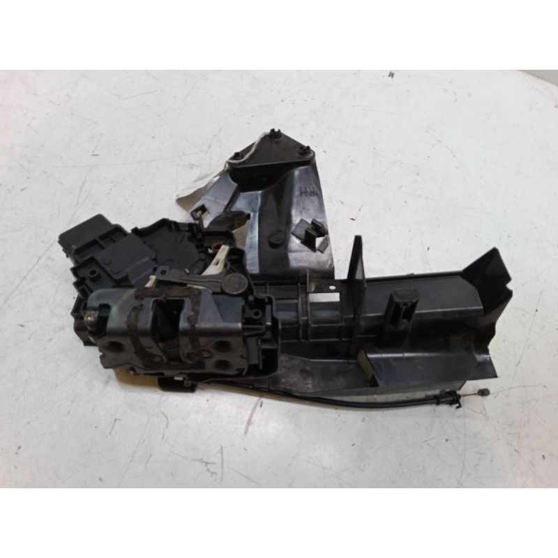 Recambio de cerradura puerta delantera derecha para ford focus ii (da_, hcp, dp) 1.6 tdci referencia OEM IAM    Recambio de cerradura puerta delantera derecha para ford focus ii (da_, hcp, dp) 1.6 tdci referencia OEM IAM