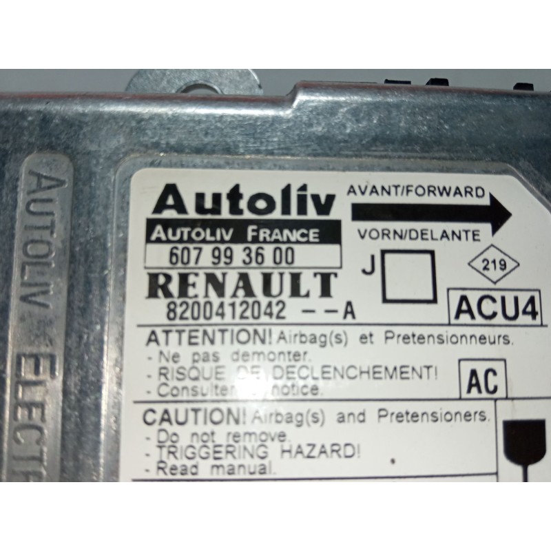 Recambio de centralita airbag para renault scénic ii (jm0/1_) 2.0 dci (jm1k) referencia OEM IAM 8200412042A  607993600