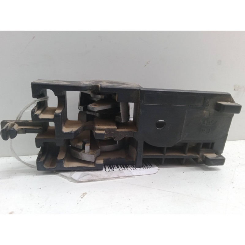 Recambio de maneta interior puerta delantera derecha para suzuki swift iii (mz, ez) 1.3 (rs 413) referencia OEM IAM   