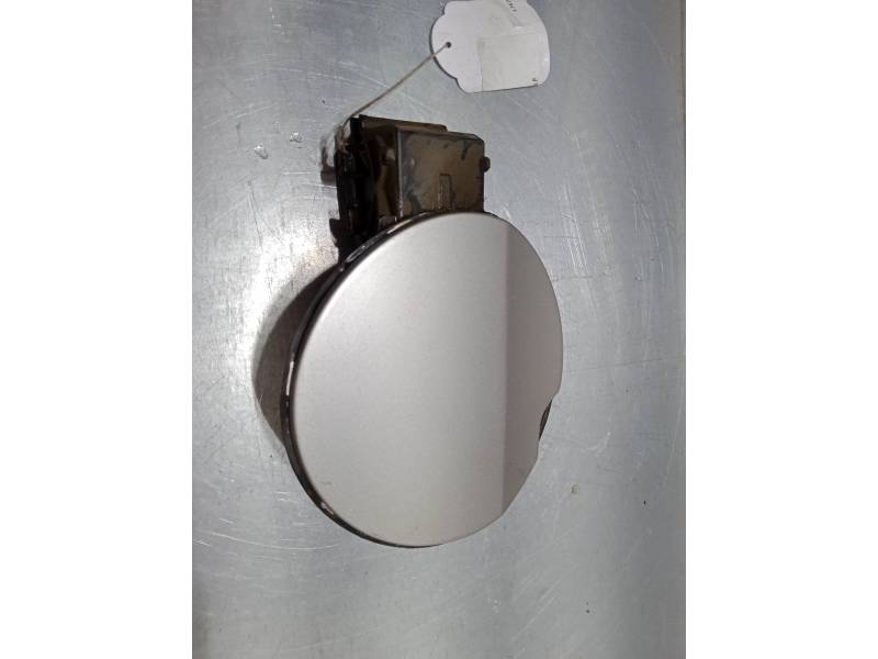 TAPA EXTERIOR COMBUSTIBLE 