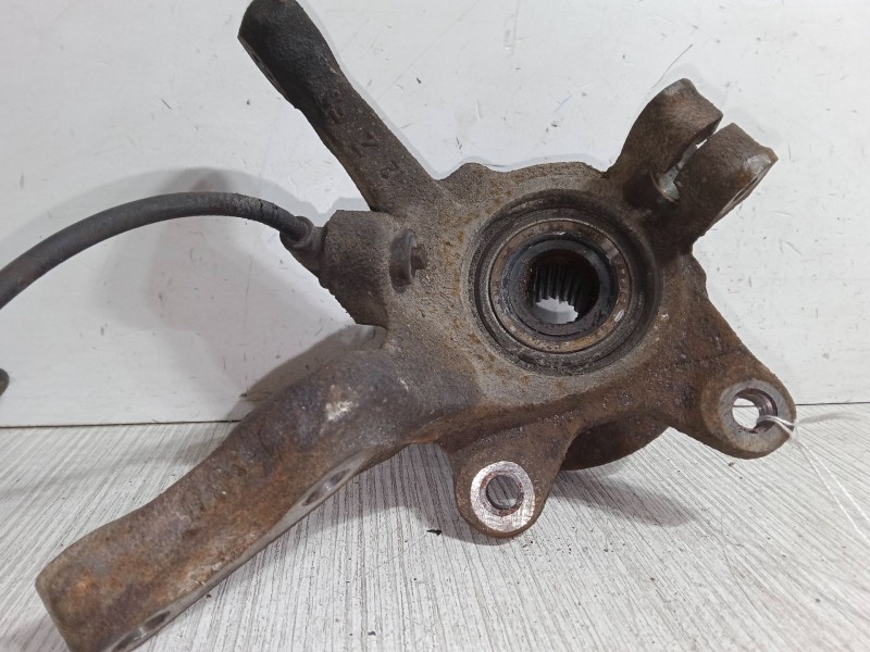 Recambio de mangueta delantera derecha para renault twingo i (c06_) 1.2 (c066, c068) referencia OEM IAM   