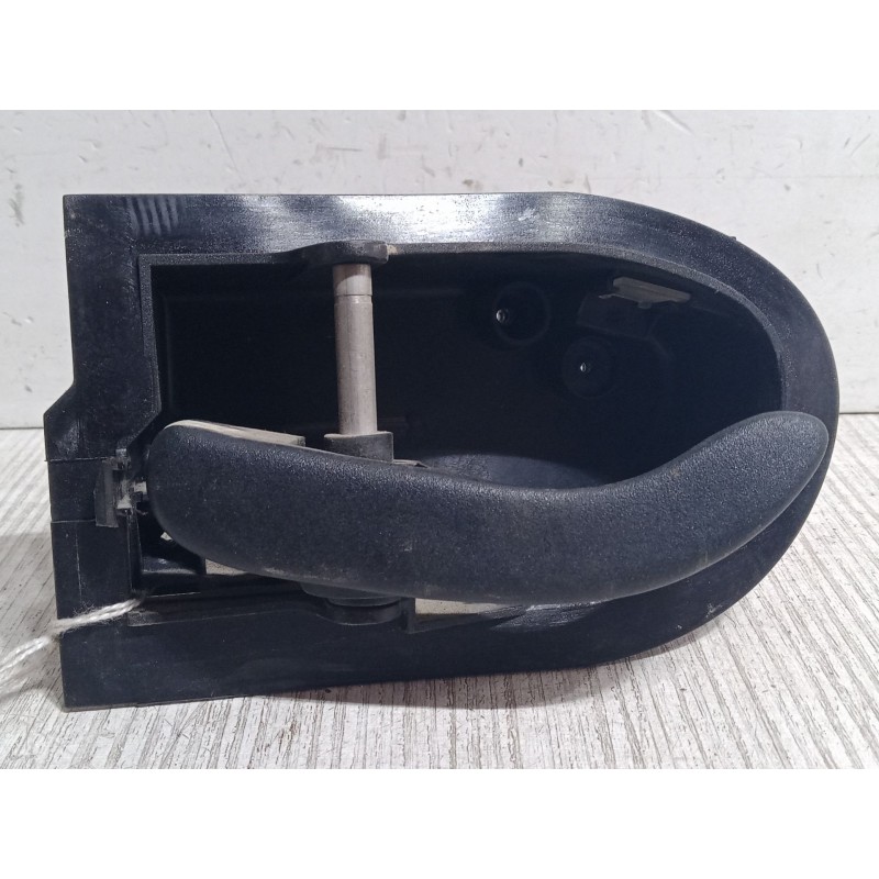 Recambio de maneta interior puerta trasera izquierda para ford mondeo i sedán (gbp) 1.8 td referencia OEM IAM   