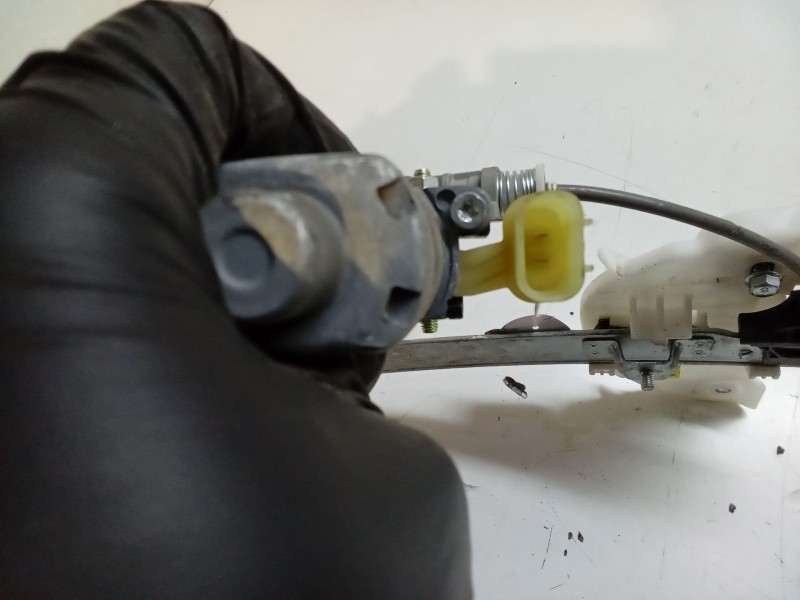 Recambio de elevalunas trasero derecho para kia stonic (yb) 1.0 t-gdi referencia OEM IAM 83460H8000  