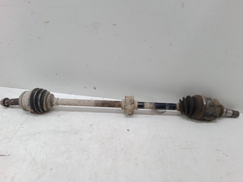 Recambio de transmision delantera derecha para toyota corolla (_e12_) 1.4 vvt-i (zze120_) referencia OEM IAM   