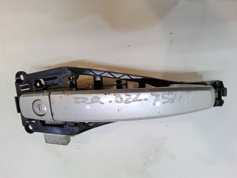 Recambio de maneta exterior puerta delantera izquierda para opel zafira / zafira family b (a05) 1.9 cdti (m75) referencia OEM IA