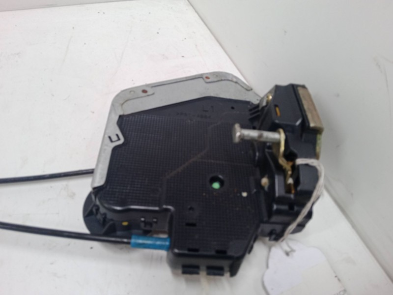 Recambio de cerradura puerta trasera izquierda para lexus rx (_u3_) 300 (mcu35_) referencia OEM IAM   