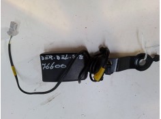 Recambio de anclaje cinturon delantero derecho para fiat grande punto (199_) 1.4 (199axb11, 199axb1a, 199bxb1a, 199axl1a) refere