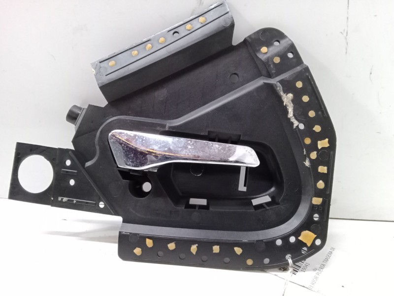 Recambio de maneta interior puerta trasera derecha para mercedes-benz clase m (w163) ml 430 (163.172) referencia OEM IAM    Recambio de maneta interior puerta trasera derecha para mercedes-benz clase m (w163) ml 430 (163.172) referencia OEM IAM