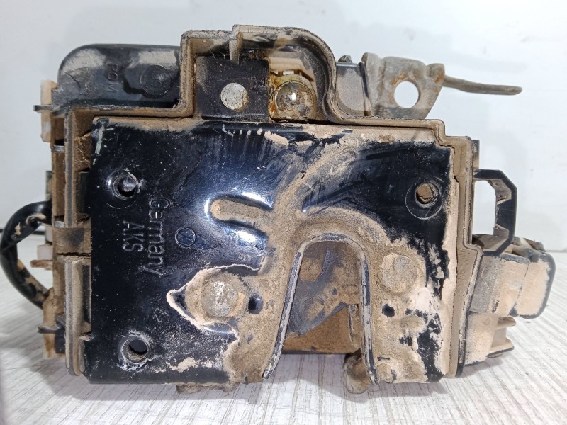 Recambio de cerradura puerta delantera izquierda para seat ibiza ii (6k1) 1.4 i referencia OEM IAM ZSB6K4837015D  