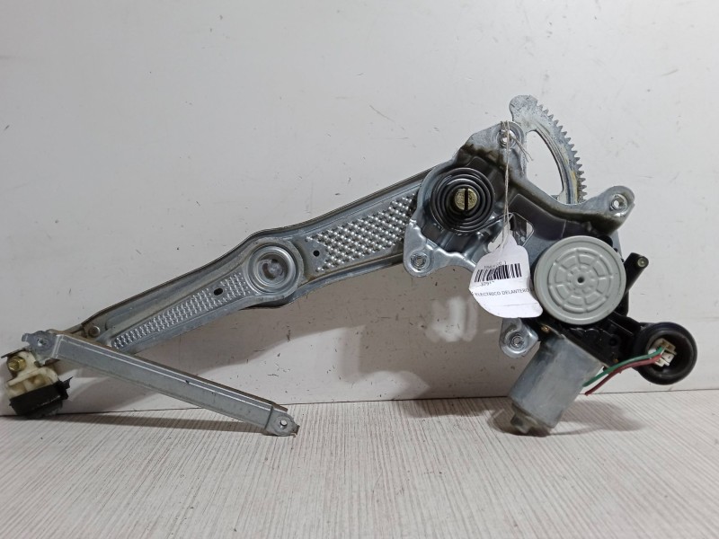 Recambio de elevalunas electrico delantero derecho para toyota yaris (_p1_) 1.3 (ncp10_, scp12_) referencia OEM IAM   