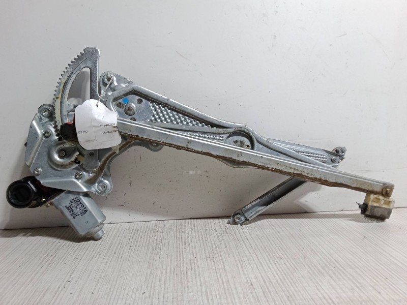 Recambio de elevalunas electrico delantero derecho para toyota yaris (_p1_) 1.3 (ncp10_, scp12_) referencia OEM IAM   
