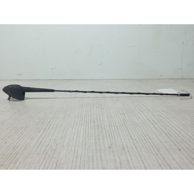 Recambio de base de antena para peugeot bipper tepee 1.4 hdi referencia OEM IAM   