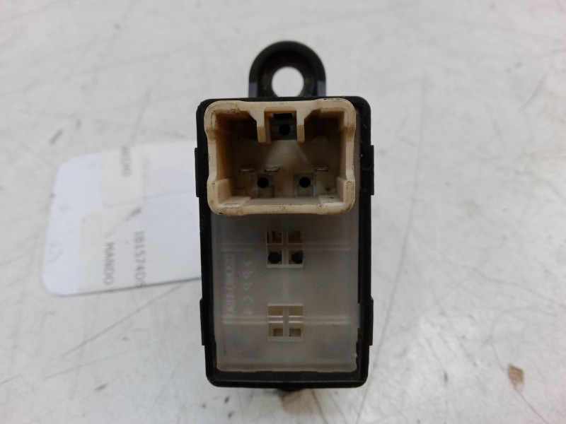 Recambio de mando elevalunas delantero derecho para hyundai atos (mx) 1.0 i referencia OEM IAM   