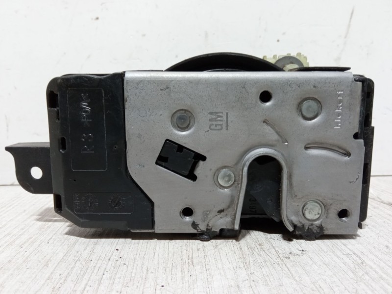 Recambio de cerradura puerta delantera derecha para opel astra h sedán (a04) 1.7 cdti (l69) referencia OEM IAM 13210749  