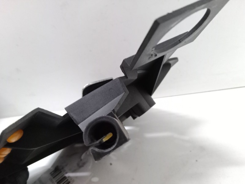 Recambio de maneta interior puerta trasera derecha para mercedes-benz clase m (w163) ml 430 (163.172) referencia OEM IAM    Recambio de maneta interior puerta trasera derecha para mercedes-benz clase m (w163) ml 430 (163.172) referencia OEM IAM