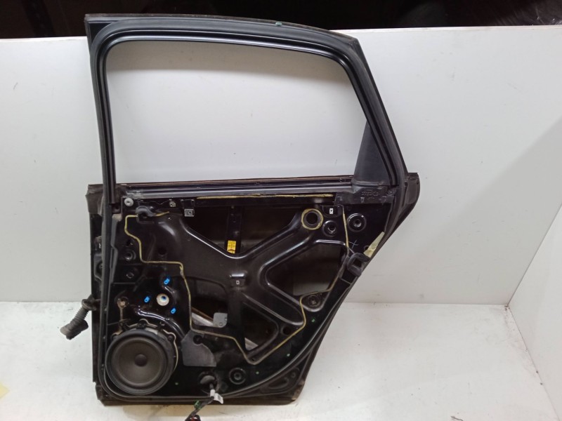 Recambio de puerta trasera derecha para audi a4 b7 (8ec) 2.0 tdi 16v referencia OEM IAM   
