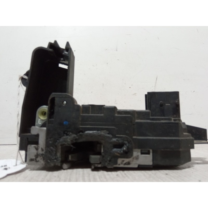 Recambio de cerradura puerta delantera derecha para opel astra h sedán (a04) 1.7 cdti (l69) referencia OEM IAM 13210749  