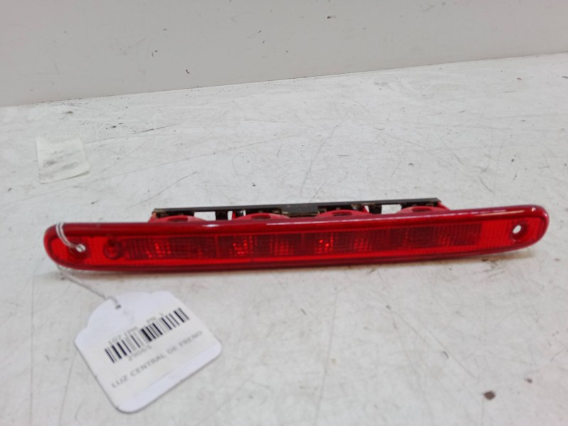Recambio de luz central de freno para peugeot 107 (pm_, pn_) 1.0 referencia OEM IAM    Recambio de luz central de freno para peugeot 107 (pm_, pn_) 1.0 referencia OEM IAM