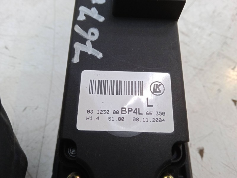 Recambio de mando elevalunas delantero izquierdo para skoda fabia ii (542) 1.4 tsi rs referencia OEM IAM   