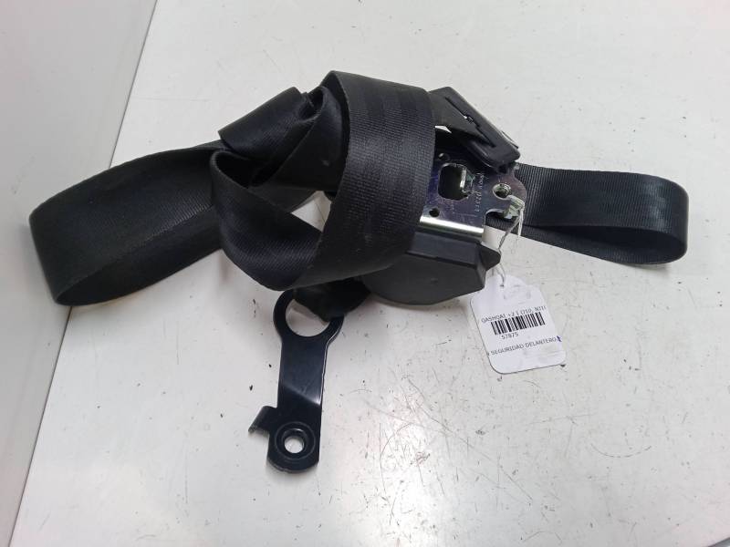 CINTURON SEGURIDAD DELANTERO DERECHO 